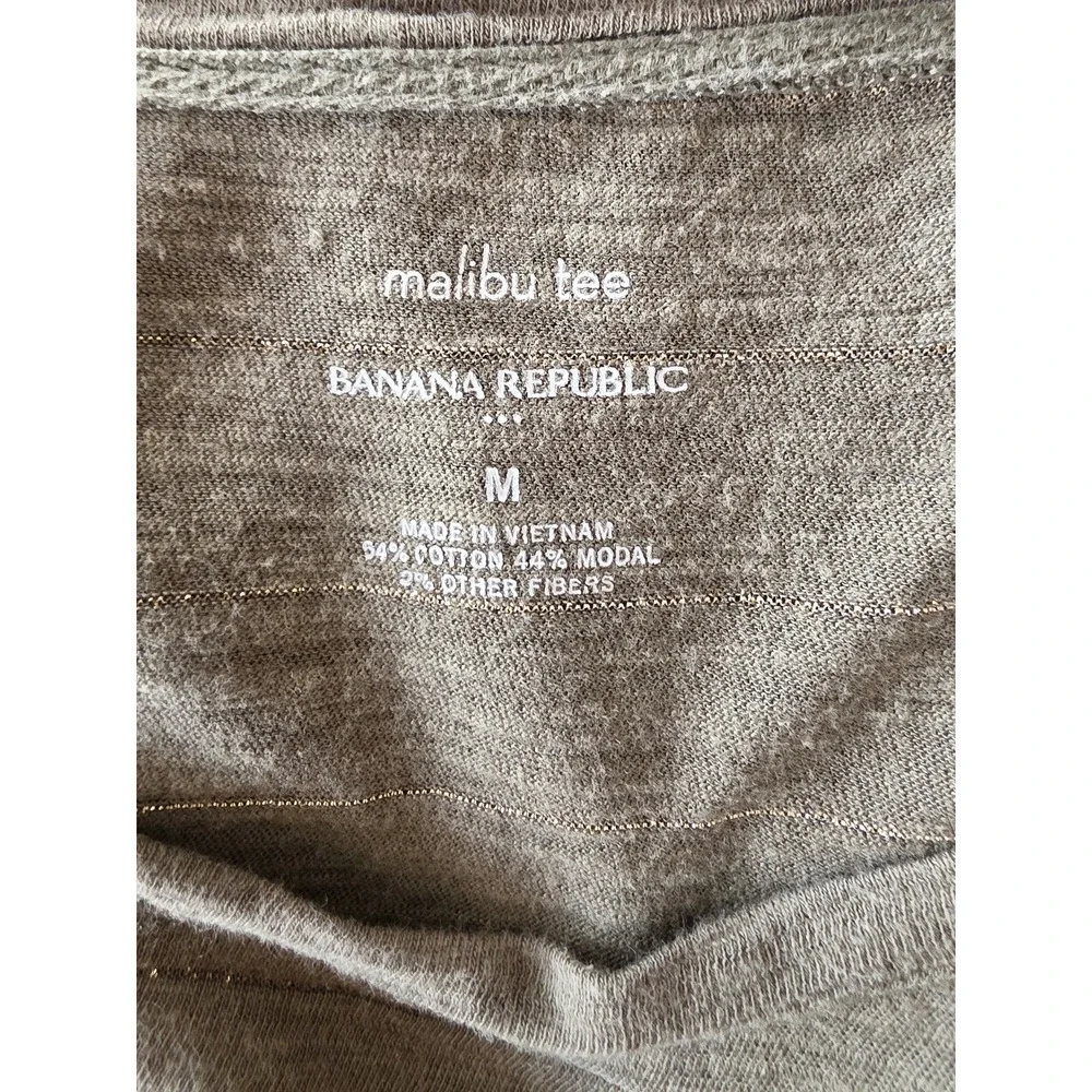 Banana Republic M Striped T-Shirt 3/4 Sleeve Olive Green Casual Top Tee Metallic